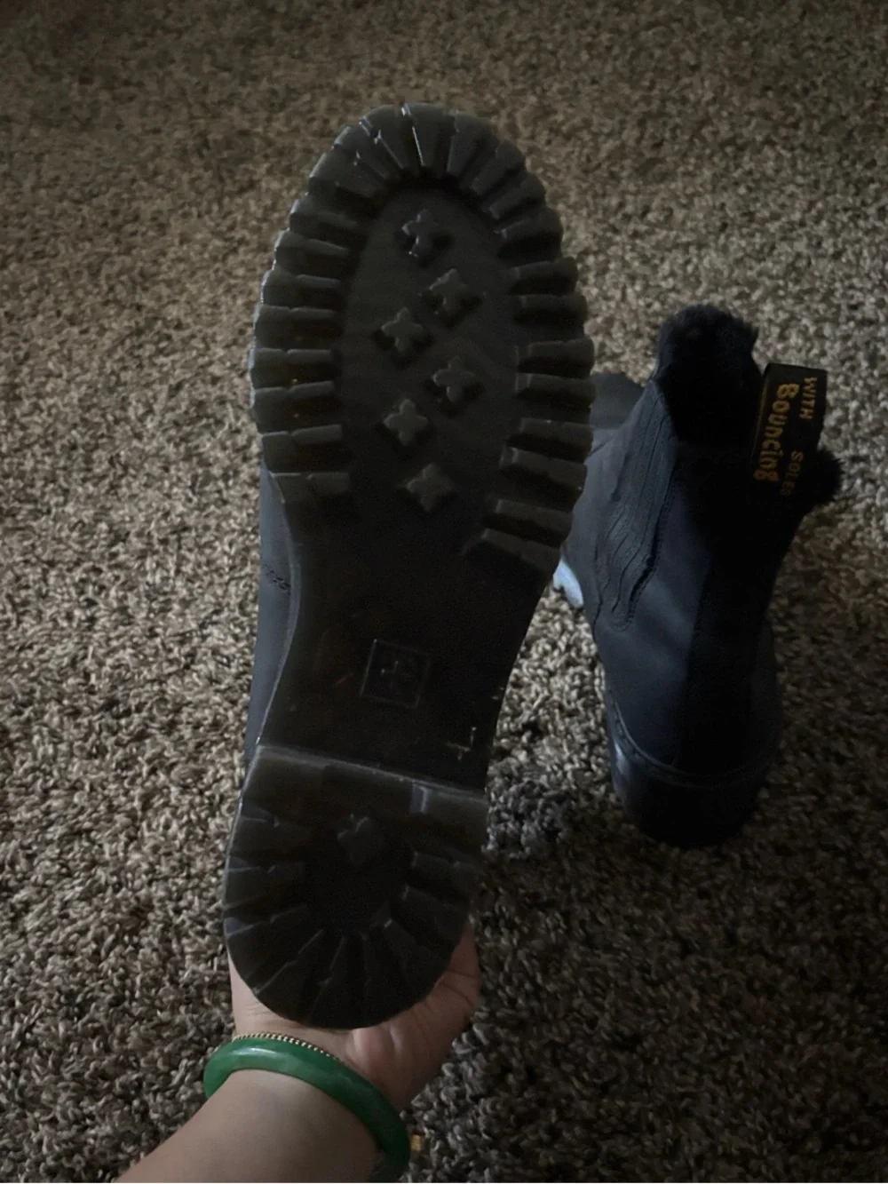Dr. Martens sleek chelsea